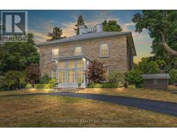 55 COCHRANE DRIVE, Brockville, Ontario