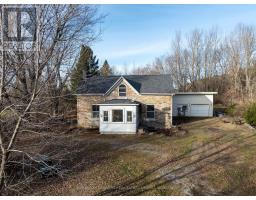 646 CTY RD 2 ROAD, Front of Leeds & Seeleys Bay, Ontario