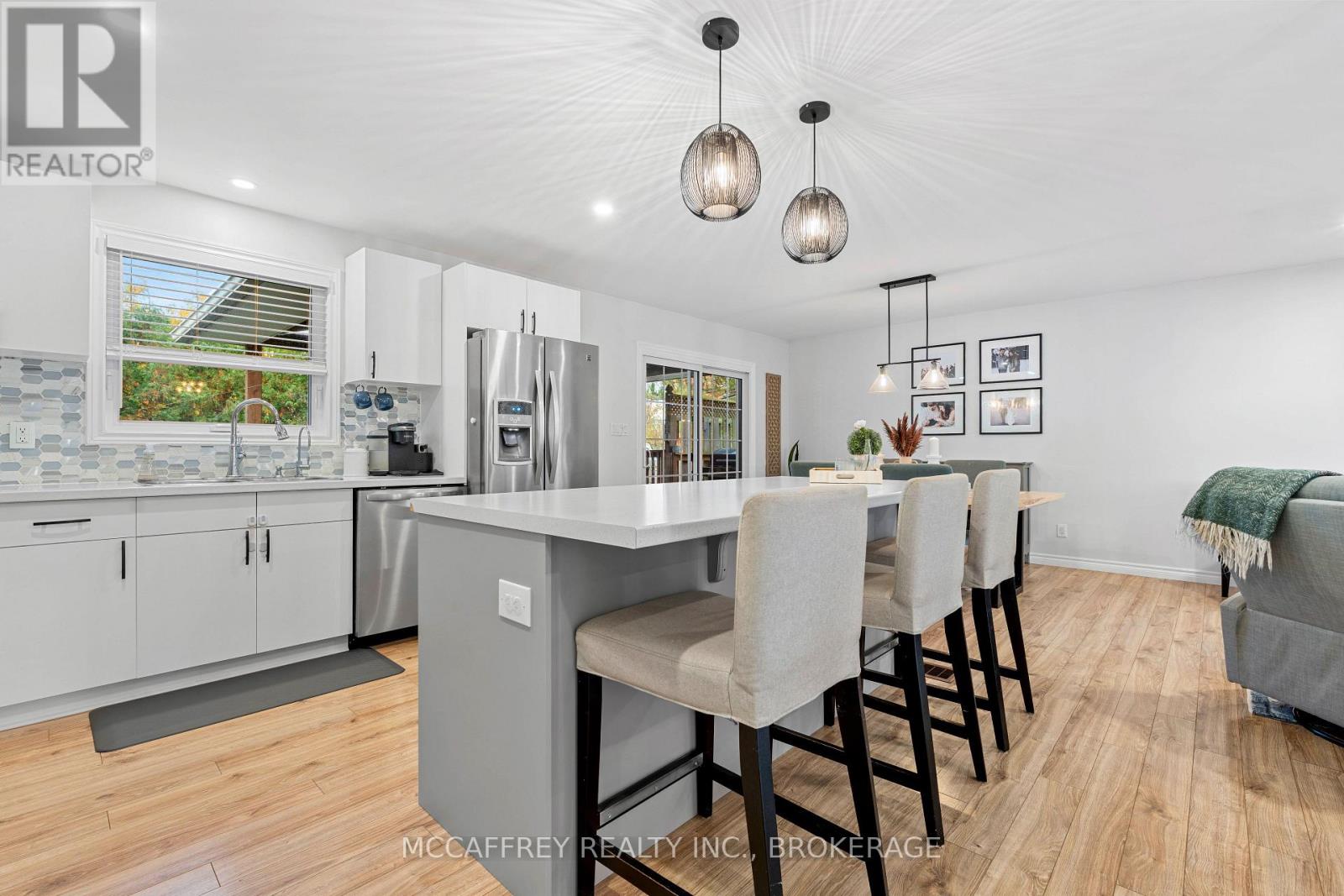 84 Southwood Crescent, Greater Napanee, Ontario  K7R 3L2 - Photo 6 - X12643428