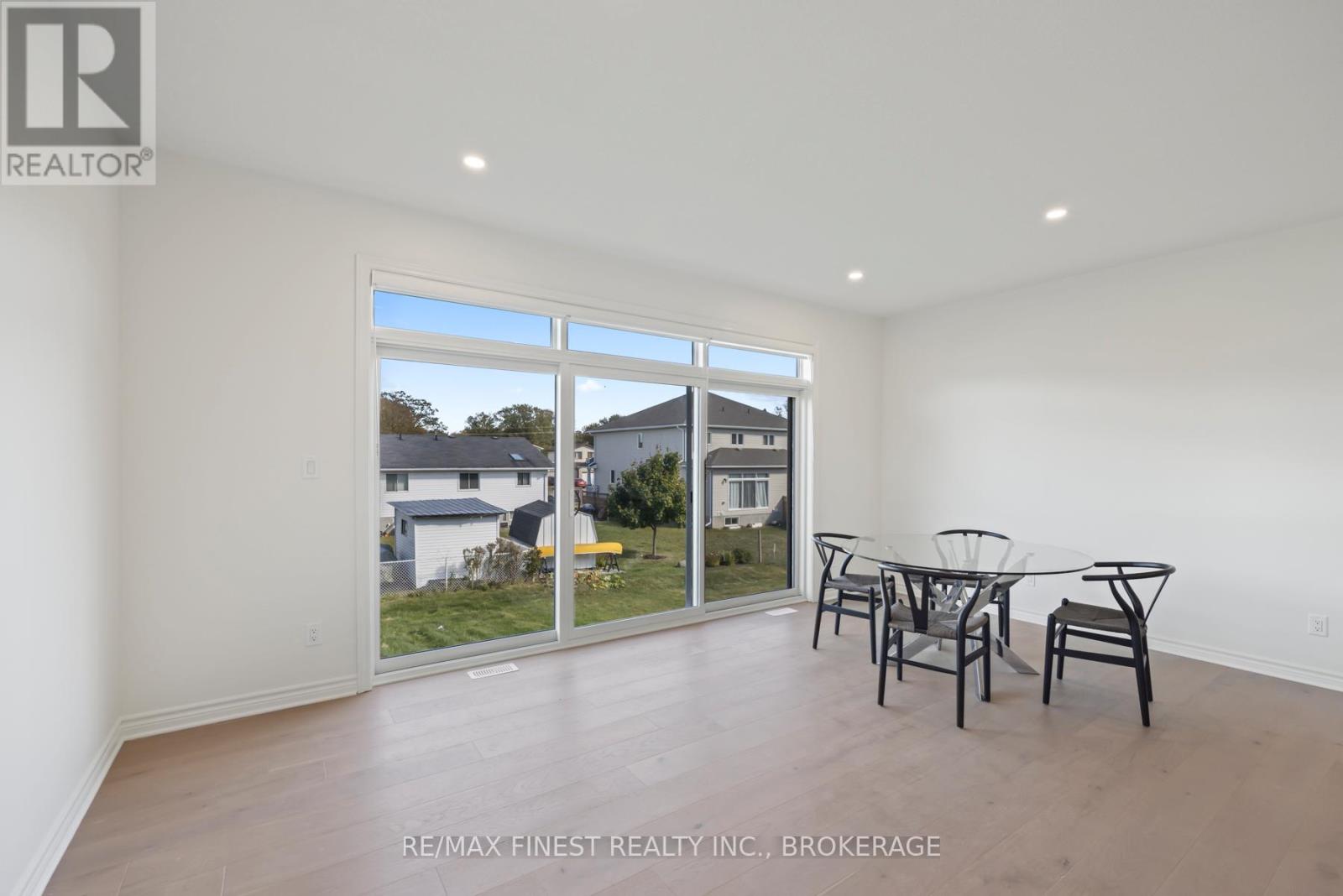 198 Heritage Park Drive, Greater Napanee, Ontario K7R 3X8 - Photo 16 - X12656416