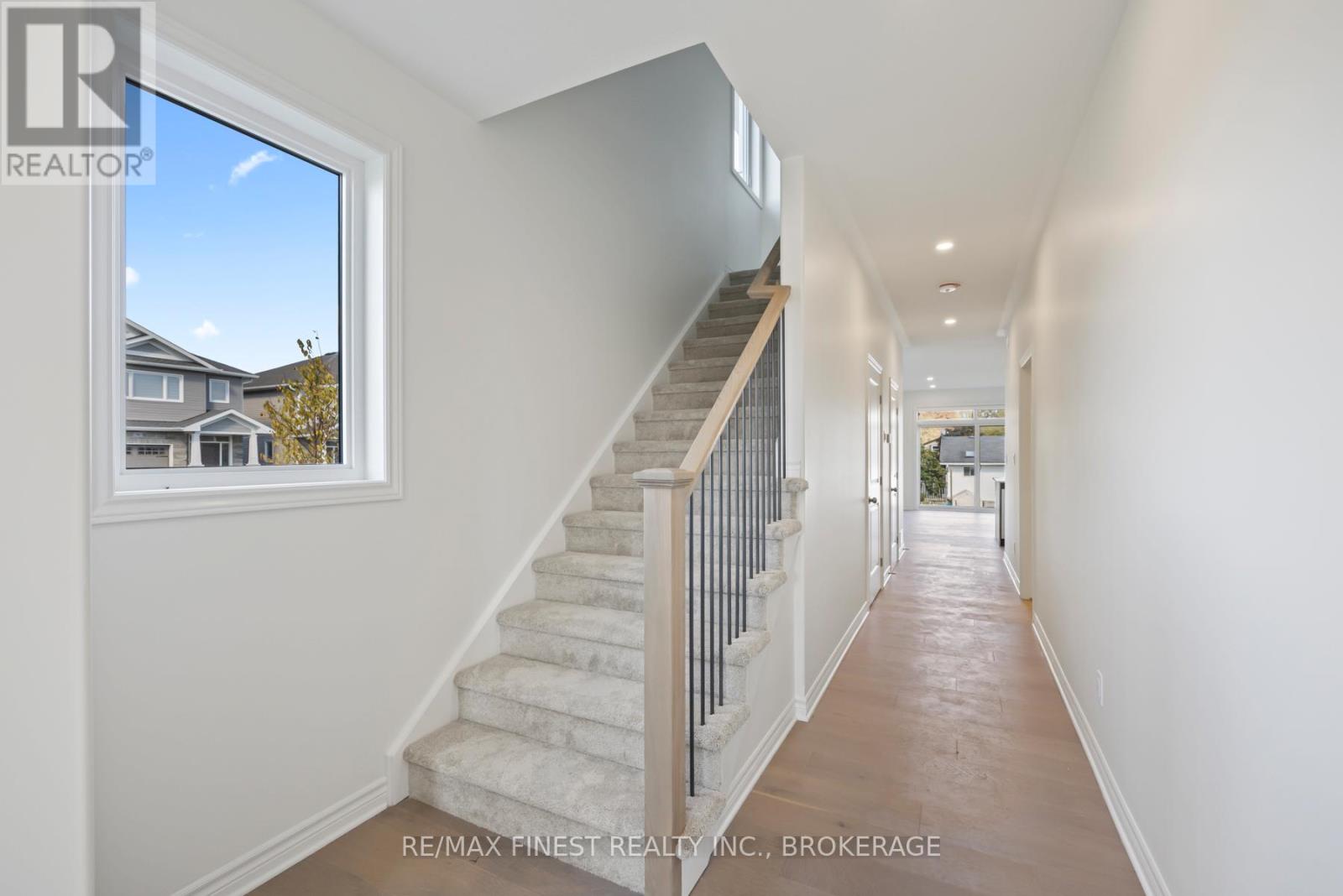 198 Heritage Park Drive, Greater Napanee, Ontario K7R 3X8 - Photo 5 - X12656416