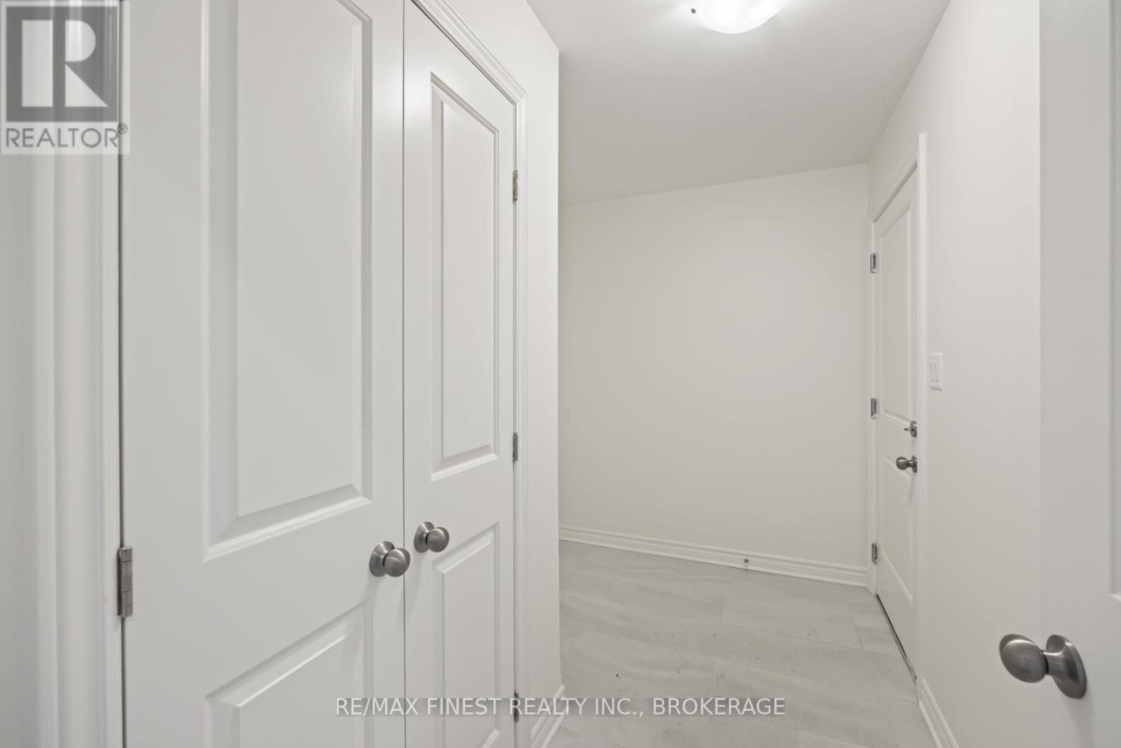 198 Heritage Park Drive, Greater Napanee, Ontario K7R 3X8 - Photo 7 - X12656416