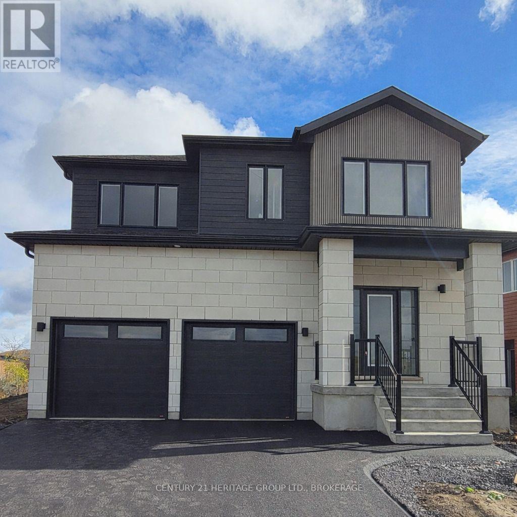 46 DUSENBURY DRIVE, Loyalist, Ontario