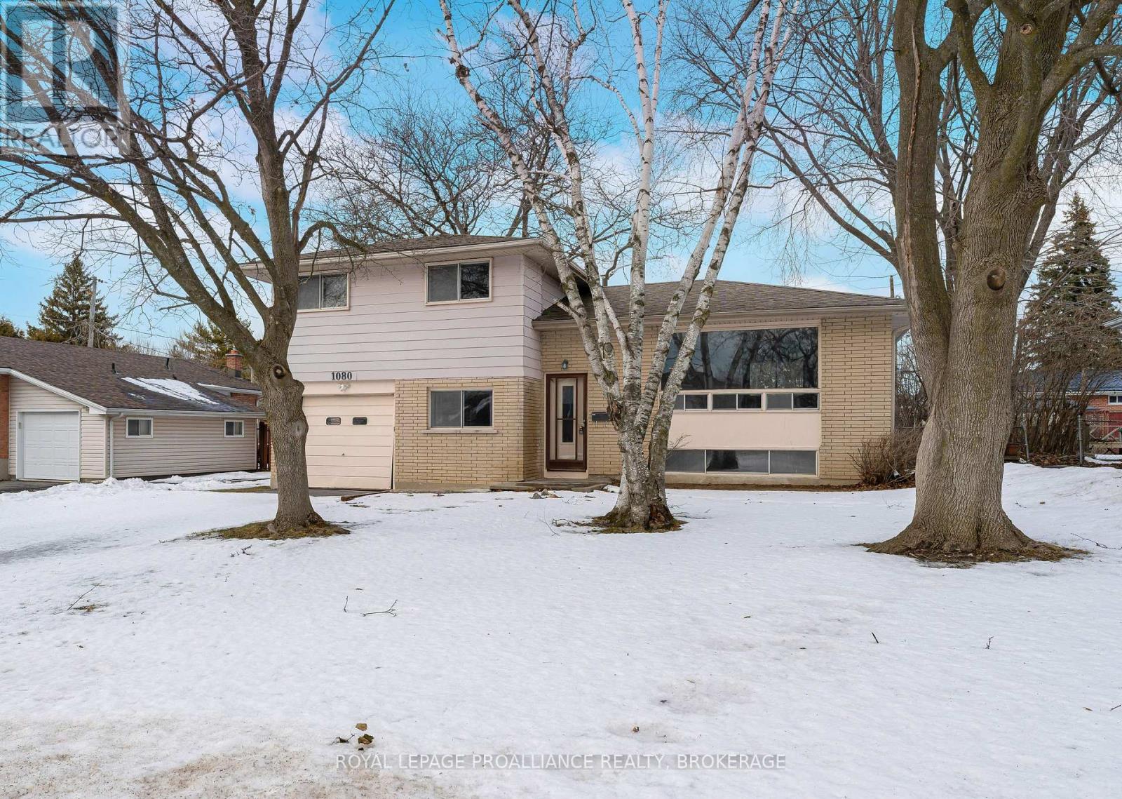 1080 HUDSON DRIVE, Kingston, Ontario