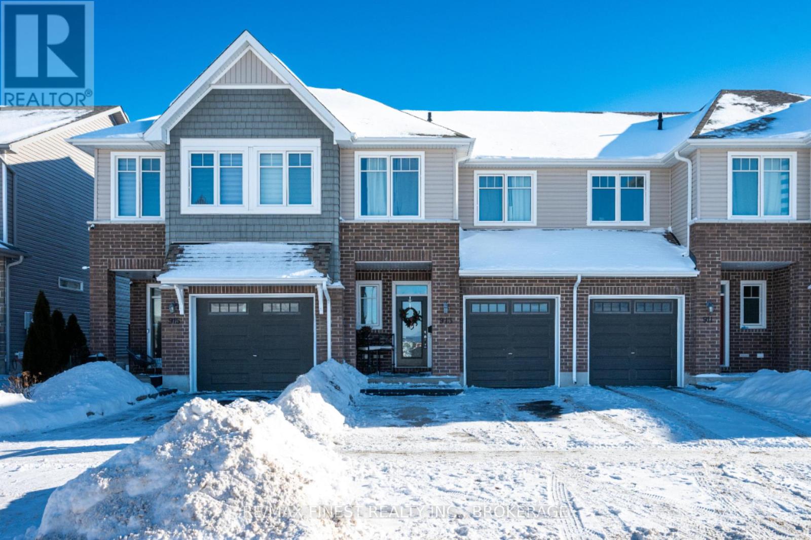 913 STONEWALK DRIVE, Kingston, Ontario