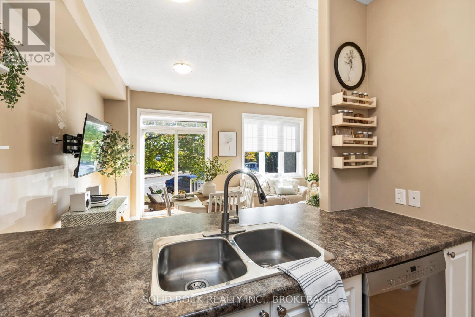 905 Ascot Lane, Kingston, Ontario K7K 0C8 - Photo 16 - X12729028