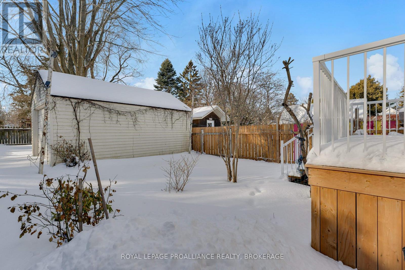 32 Livingston Avenue, Kingston, Ontario  K7L 4L2 - Photo 24 - X12732470