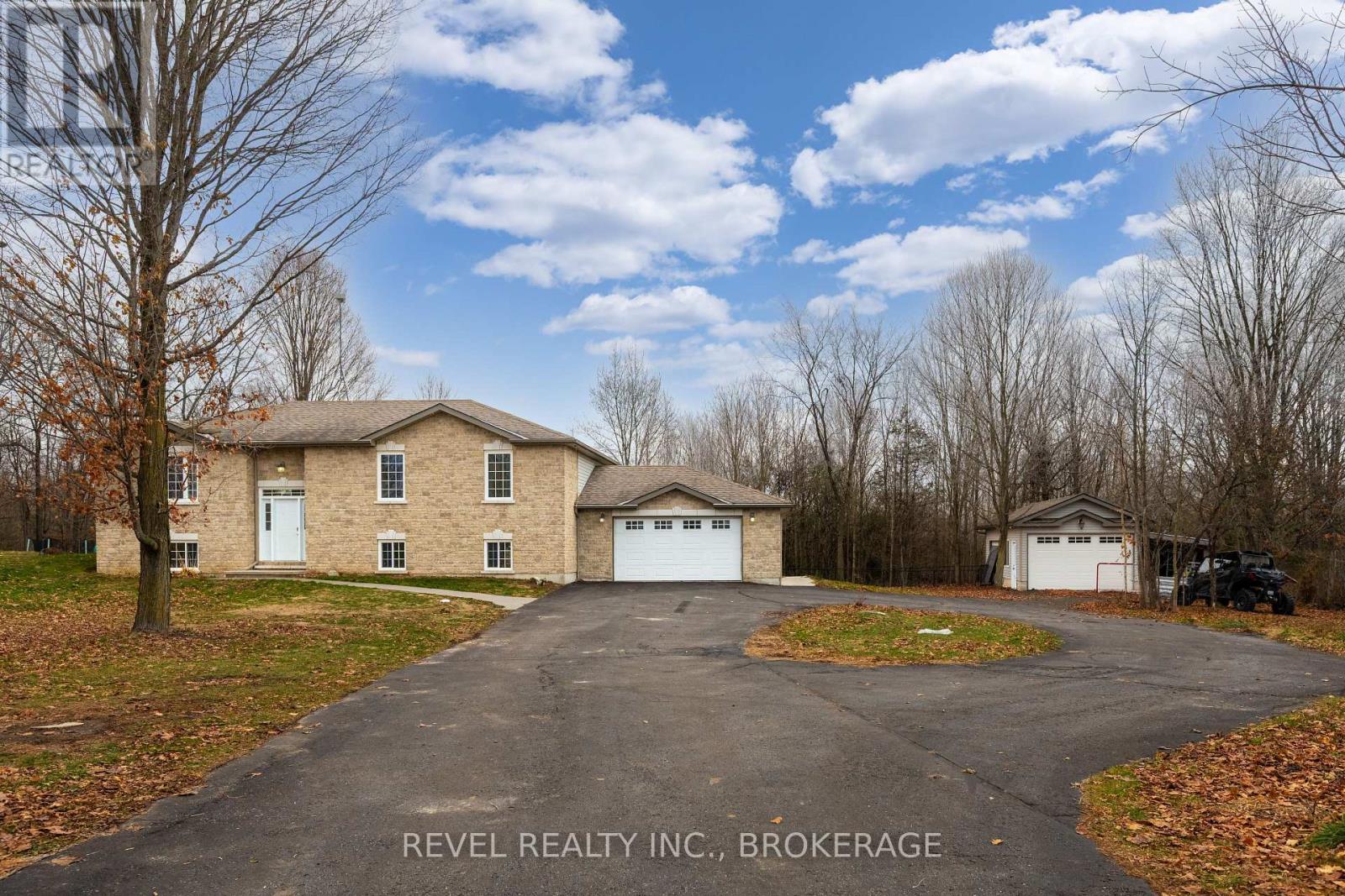 3826 STAGE COACH ROAD, Frontenac, Ontario