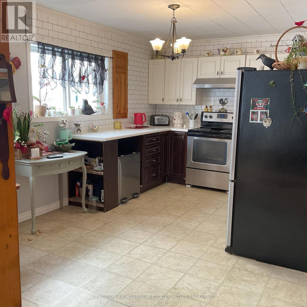 248 Cemetery Road, Gananoque, Ontario K7G 1V7 - Photo 13 - X12740596