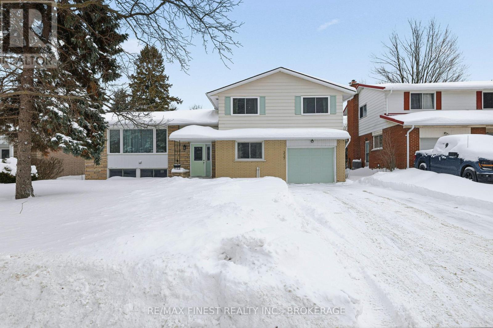 337 AVENUE ROAD, Kingston, Ontario