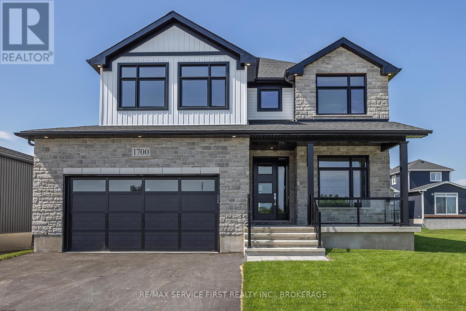 1700 MONICA DRIVE, Kingston, Ontario