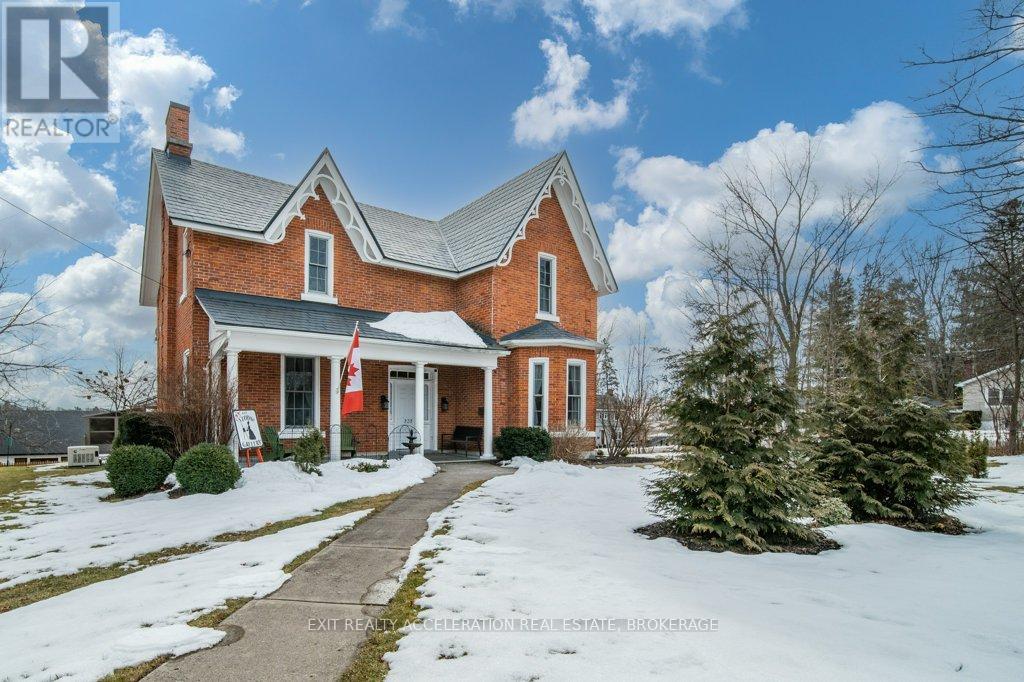 232 DUNDAS STREET W, Greater Napanee, Ontario