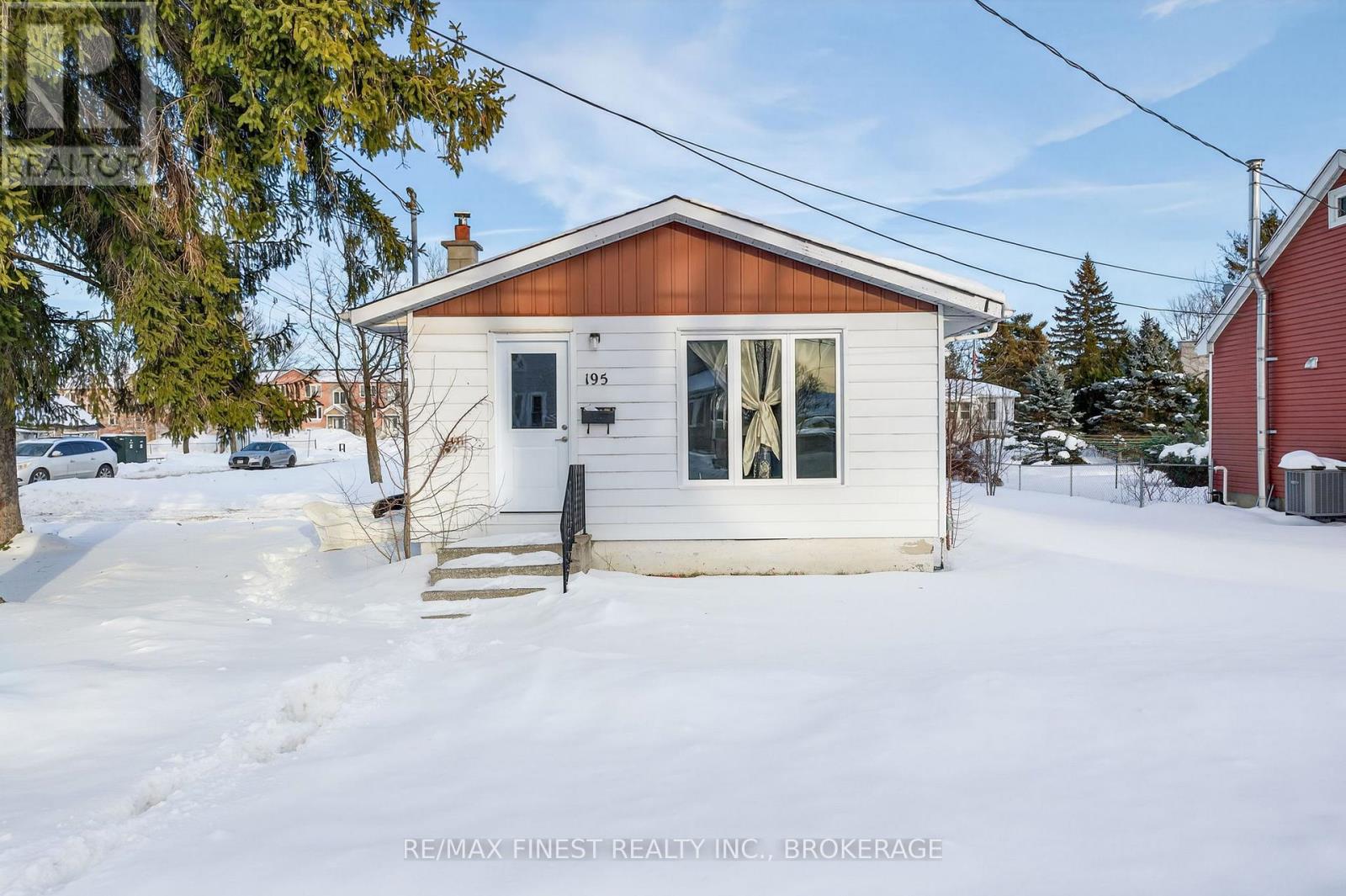 195 VICTORIA AVENUE, Gananoque, Ontario