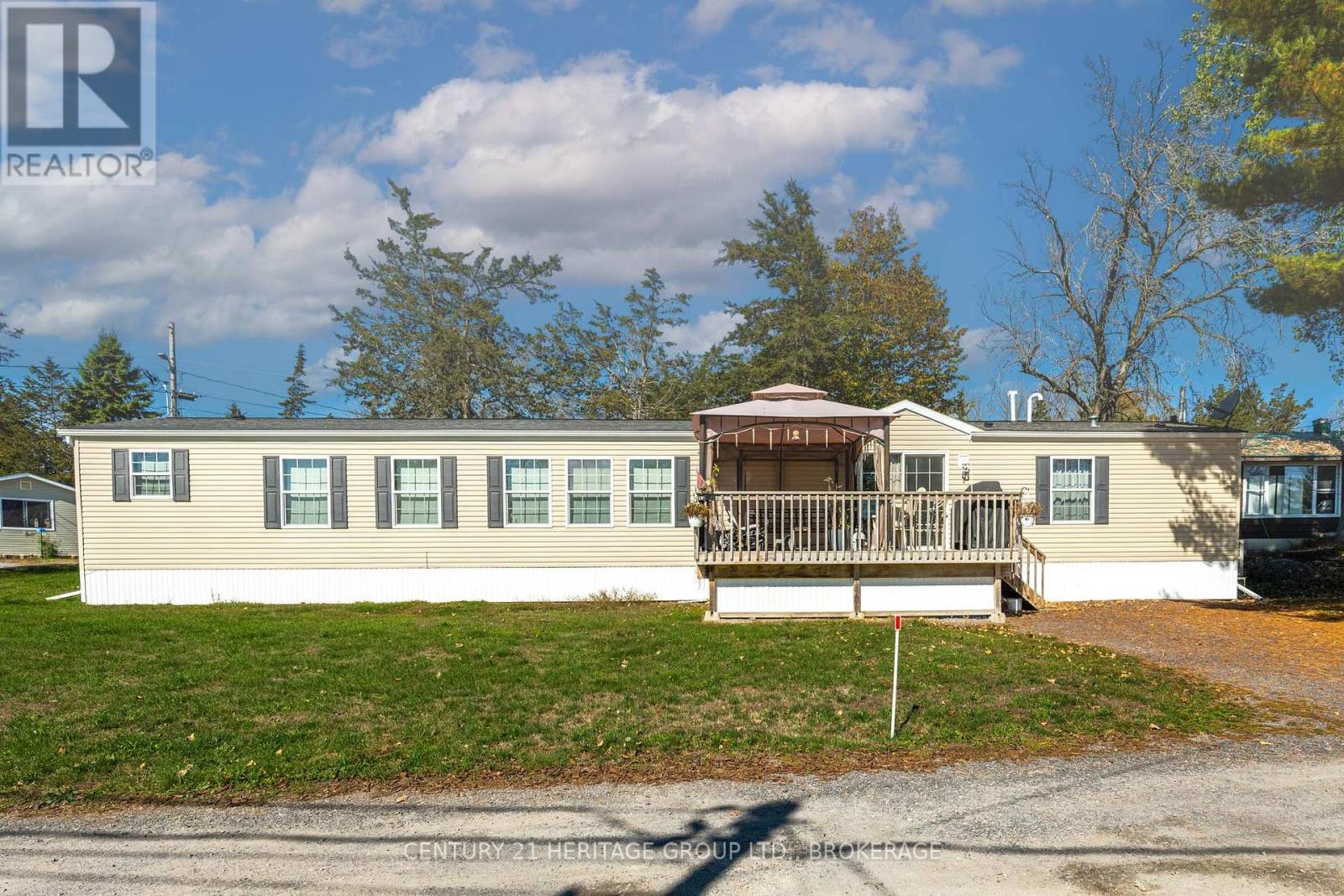 7 - 5633 BATH ROAD, Loyalist, Ontario