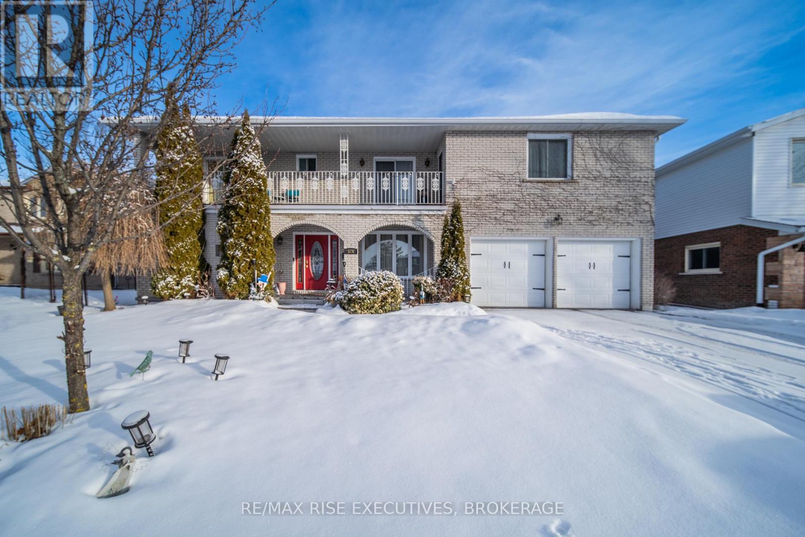 526 Canterbury Crescent, Kingston, Ontario  K7M 6X1 - Photo 2 - X12820116