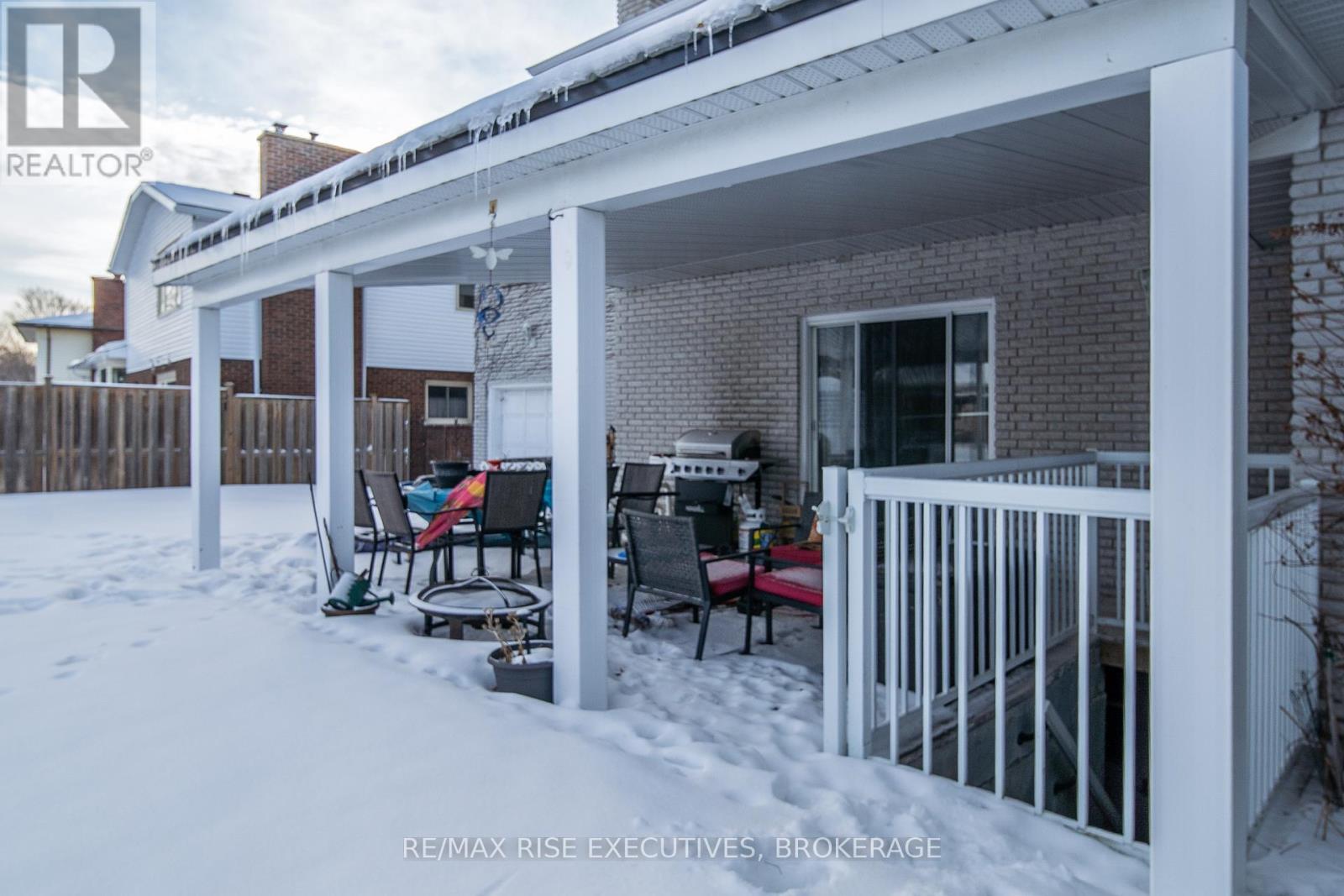 526 Canterbury Crescent, Kingston, Ontario  K7M 6X1 - Photo 43 - X12820116