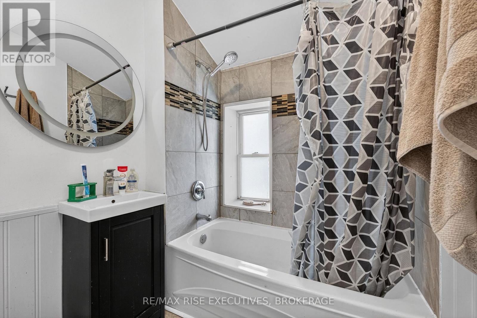 203 Concession Street, Kingston, Ontario  K7K 2B4 - Photo 12 - X12820594