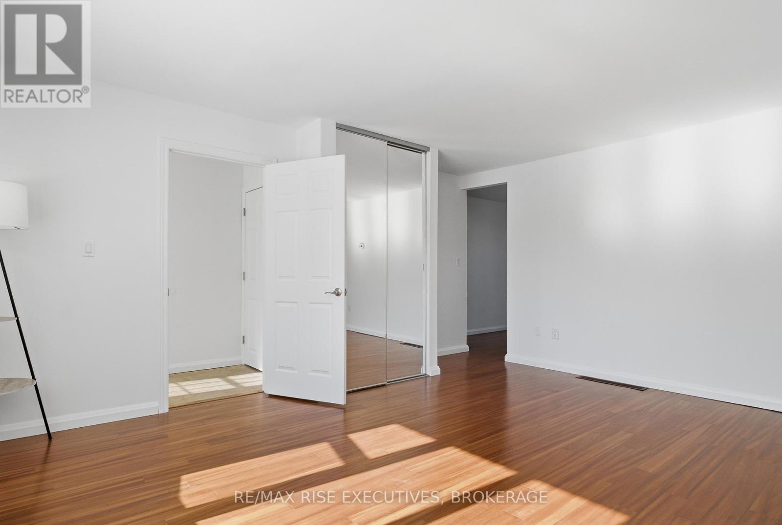 926 Amberdale Crescent, Kingston, Ontario  K7M 6V1 - Photo 7 - X12823426