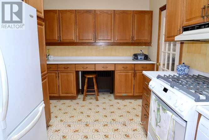 5 Helena Place, Kingston, Ontario  K7L 4V1 - Photo 14 - X12824880