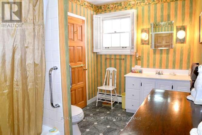 5 Helena Place, Kingston, Ontario  K7L 4V1 - Photo 19 - X12824880